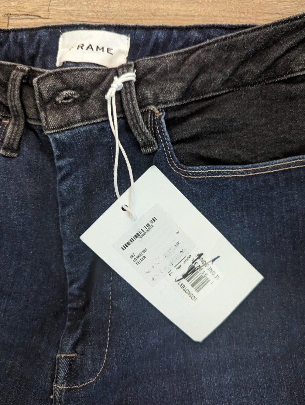 Frame Blue Jeans with Black Detail BNWT Size 2